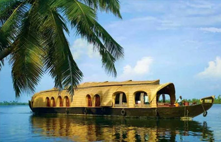 BACKWATER TOUR OF KERALA